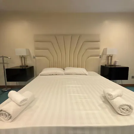 Trevi Fountain Loft Διαμέρισμα