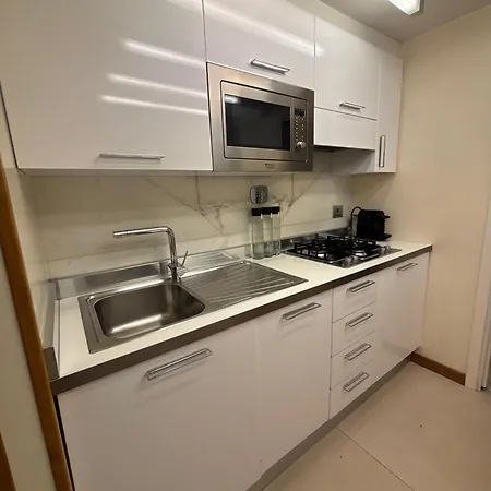 Trevi Fountain Loft Διαμέρισμα *